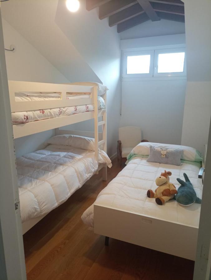 Duplex En 코밀라스 외부 사진