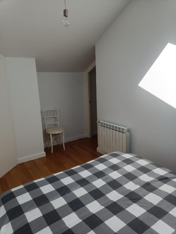 Duplex En 코밀라스 외부 사진